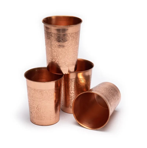 Bicchiere in rame disegno floreale inciso