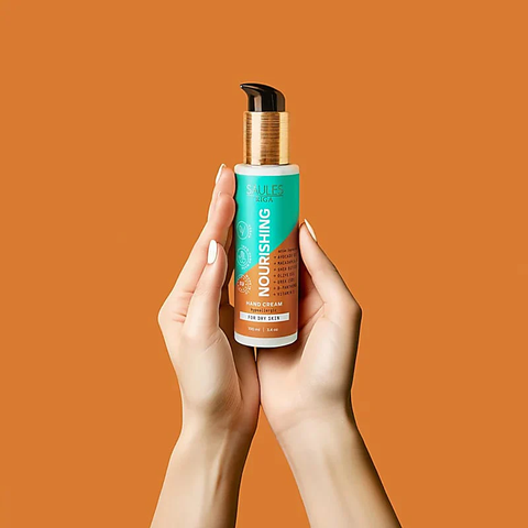Crema mani nutriente fatta a mano