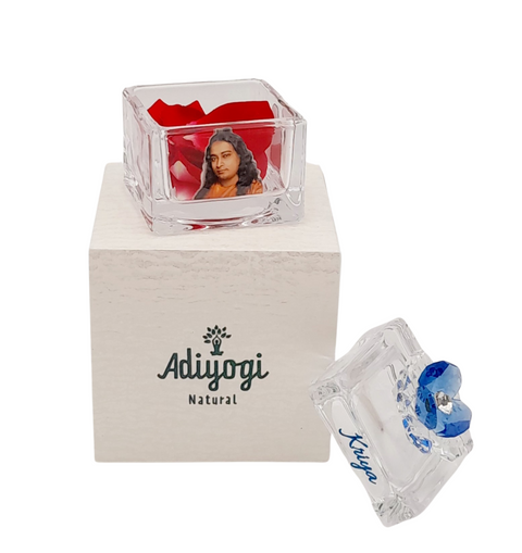 Scatola porta petali Kriya in vetro con fiore di loto